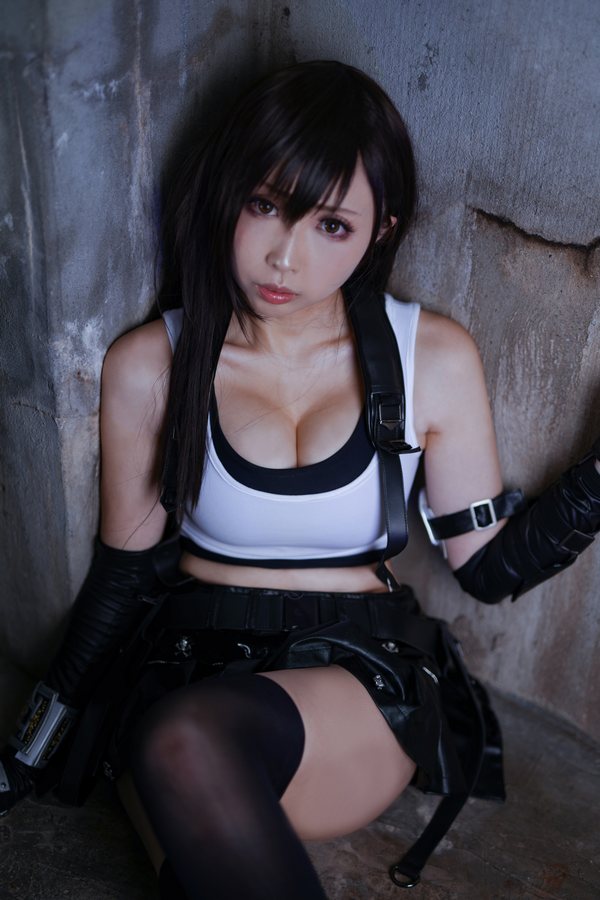 [KURUPIKA (桃色れく)] TIFA LOCKHART 4 [181P/345M]