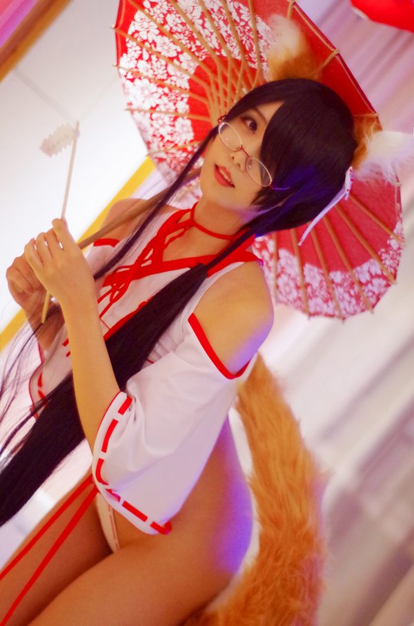 网红Coser@晓美嫣 狐巫女 [29P/192MB]