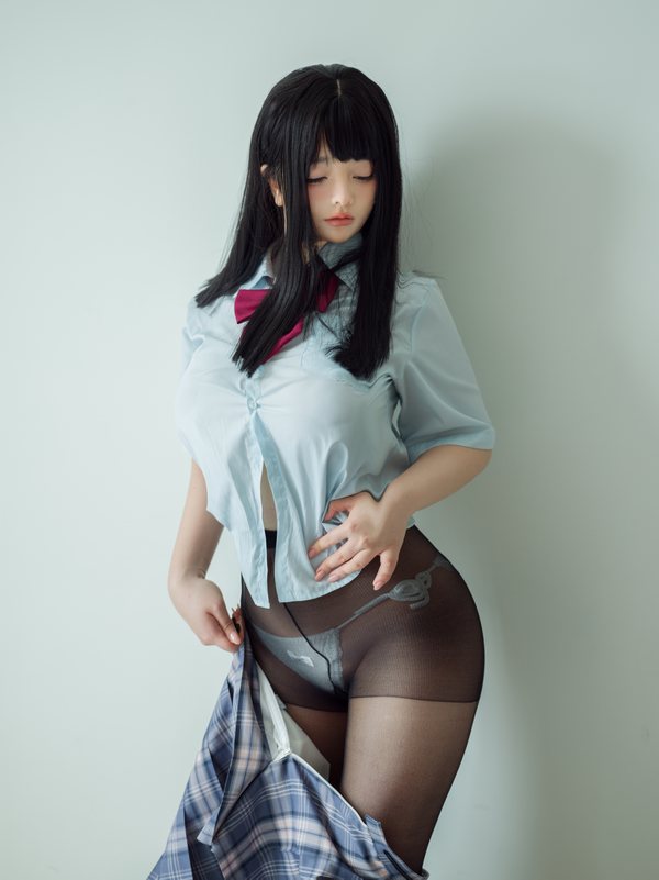 [NinJa阿寨寨] 生徒会长 [37P/404MB]